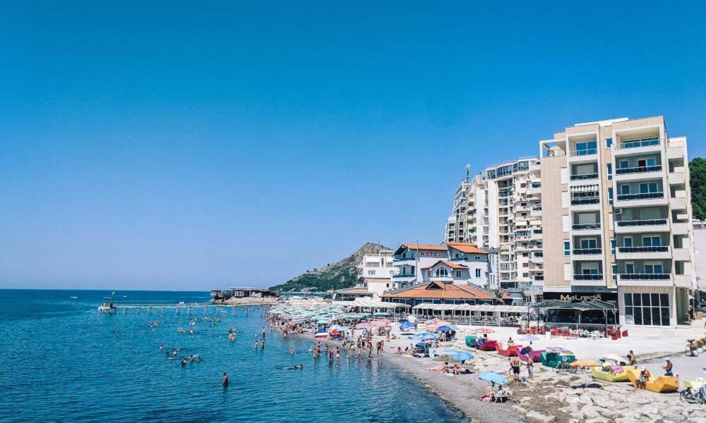 Seaview Luxury Apartament *