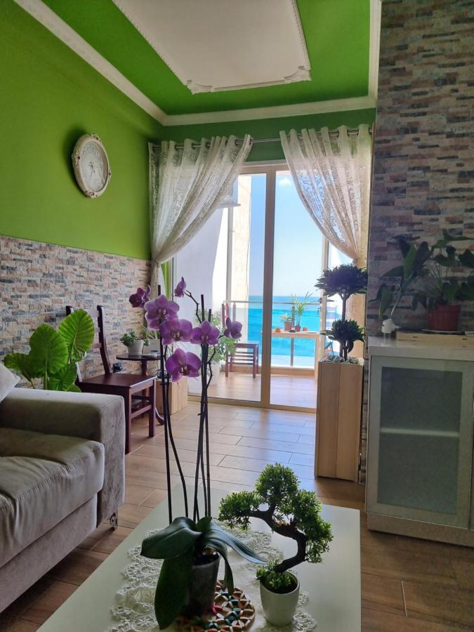 Seaview Luxury Apartament *